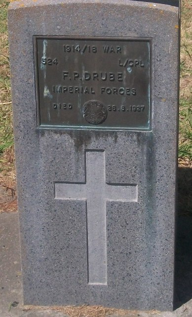 Picture of Taruheru cemetery, block S, plot 32.