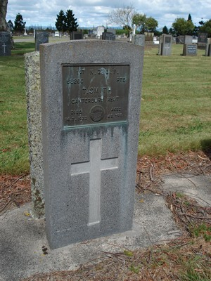 Picture of TARUHERU cemetery, block S, plot 60.