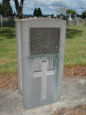 Picture of TARUHERU cemetery, block S, plot 61.