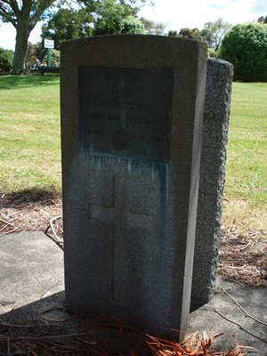 Picture of Taruheru cemetery, block S, plot 72.