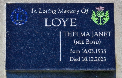 Picture of TARUHERU cemetery, block T, plot 152.