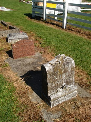Picture of TOKOMARU BAY cemetery, block TKA, plot 1.