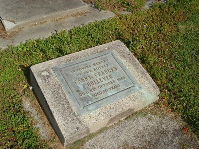 Picture of Tokomaru Bay cemetery, block TKF, plot 34.