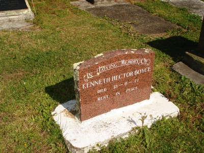 Picture of TOKOMARU BAY cemetery, block TKI, plot 134.