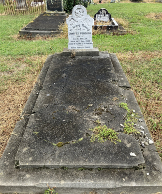 Picture of Tolaga Bay cemetery, block TOLA, plot 14.