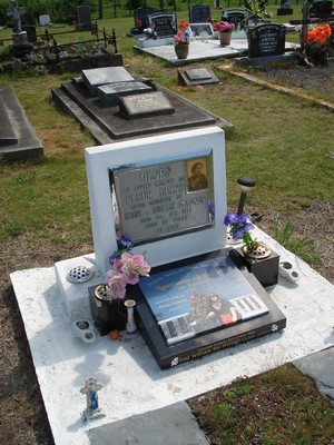 Picture of TOLAGA BAY cemetery, block TOLA, plot 16A.