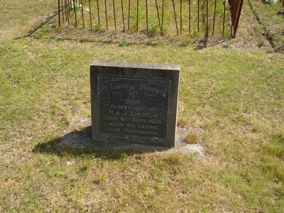 Picture of TOLAGA BAY cemetery, block TOLB, plot 17.