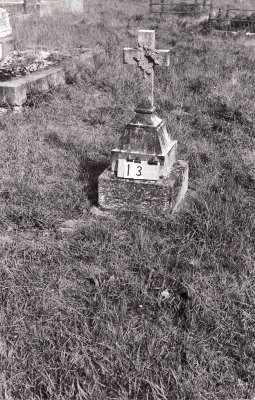 Historic picture of Makaraka cemetery, block MKA, plot 13.