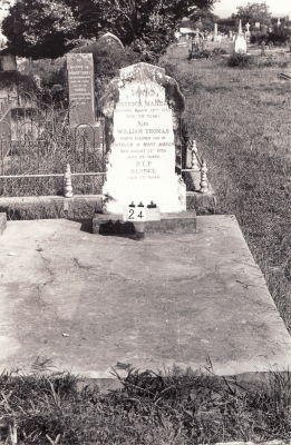 Historic picture of Makaraka cemetery, block MKA, plot 24.