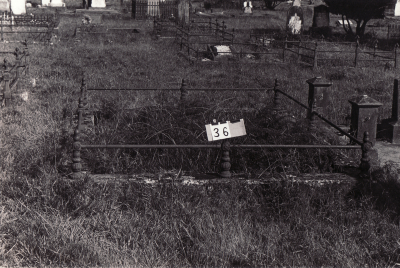 Historic picture of Makaraka cemetery, block MKA, plot 36.