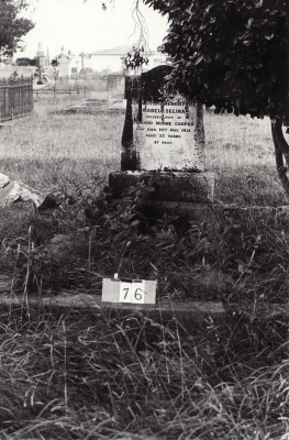 Historic picture of Makaraka cemetery, block MKA, plot 76.