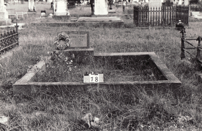 Historic picture of Makaraka cemetery, block MKA, plot 78.