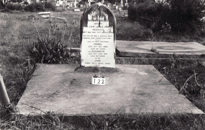 Historic picture of Makaraka cemetery, block MKB, plot 122.