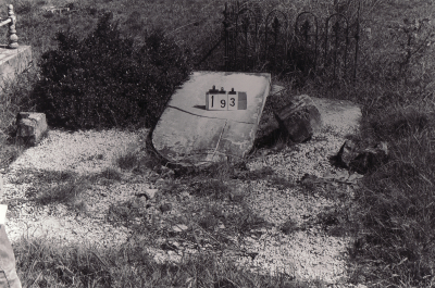 Historic picture of Makaraka cemetery, block MKB, plot 193.
