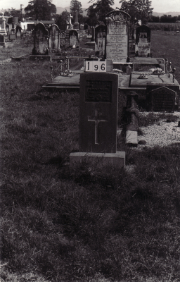 Historic picture of Makaraka cemetery, block MKB, plot 196.