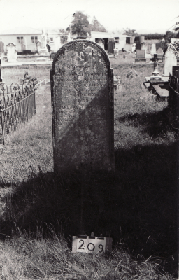 Historic picture of Makaraka cemetery, block MKB, plot 209.