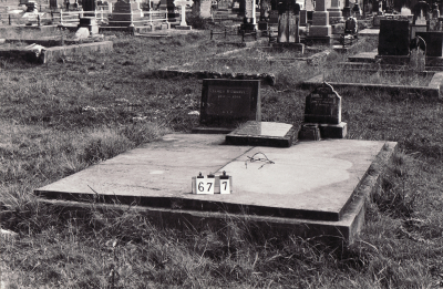 Historic picture of Makaraka cemetery, block MKB, plot 677.