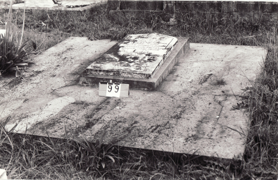 Historic picture of Makaraka cemetery, block MKB, plot 99.