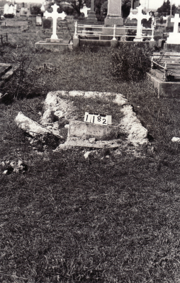 Historic picture of MAKARAKA cemetery, block MKC, plot 1182.