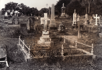 Historic picture of Makaraka cemetery, block MKC, plot 1186.