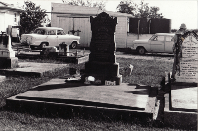 Historic picture of MAKARAKA cemetery, block MKC, plot 1367.