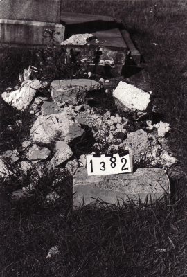 Historic picture of Makaraka cemetery, block MKC, plot 1382.