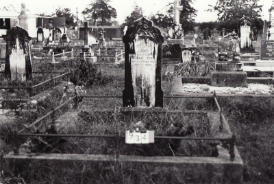 Historic picture of Makaraka cemetery, block MKC, plot 934.