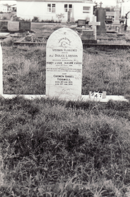 Historic picture of Makaraka cemetery, block MKC, plot 947.