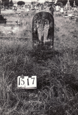 Historic picture of MAKARAKA cemetery, block MKE, plot 1517.