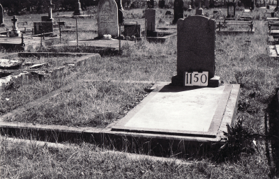 Historic picture of Makaraka cemetery, block MKF, plot 1150.