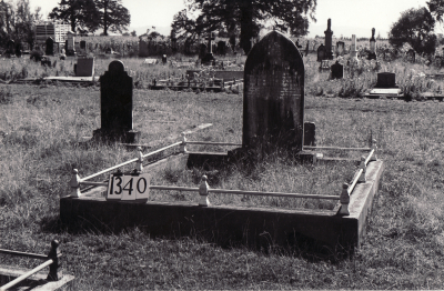Historic picture of Makaraka cemetery, block MKF, plot 1340.