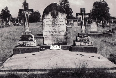 Historic picture of Makaraka cemetery, block MKG, plot 328.