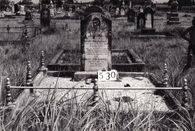 Historic picture of Makaraka cemetery, block MKG, plot 530.