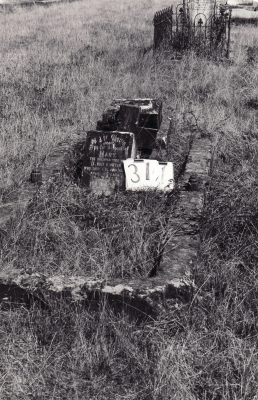 Historic picture of Makaraka cemetery, block MKH, plot 311.