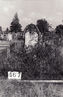 Historic picture of MAKARAKA cemetery, block MKH, plot 467.