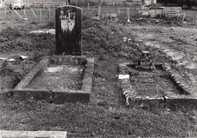 Historic picture of Makaraka cemetery, block MKM, plot 1446.