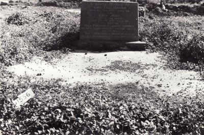 Historic picture of Makaraka cemetery, block MKM, plot 1556.