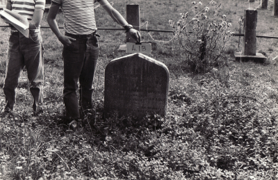 Historic picture of MAKARAKA cemetery, block MKOLD, plot 41.