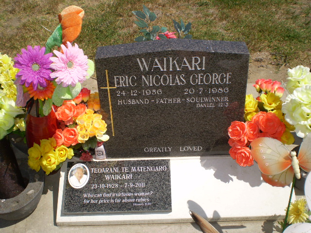 Historic picture of Taruheru cemetery, block 41, plot 390.