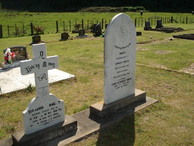 Historic picture of Tolaga Bay cemetery, block TOLC, plot 27.